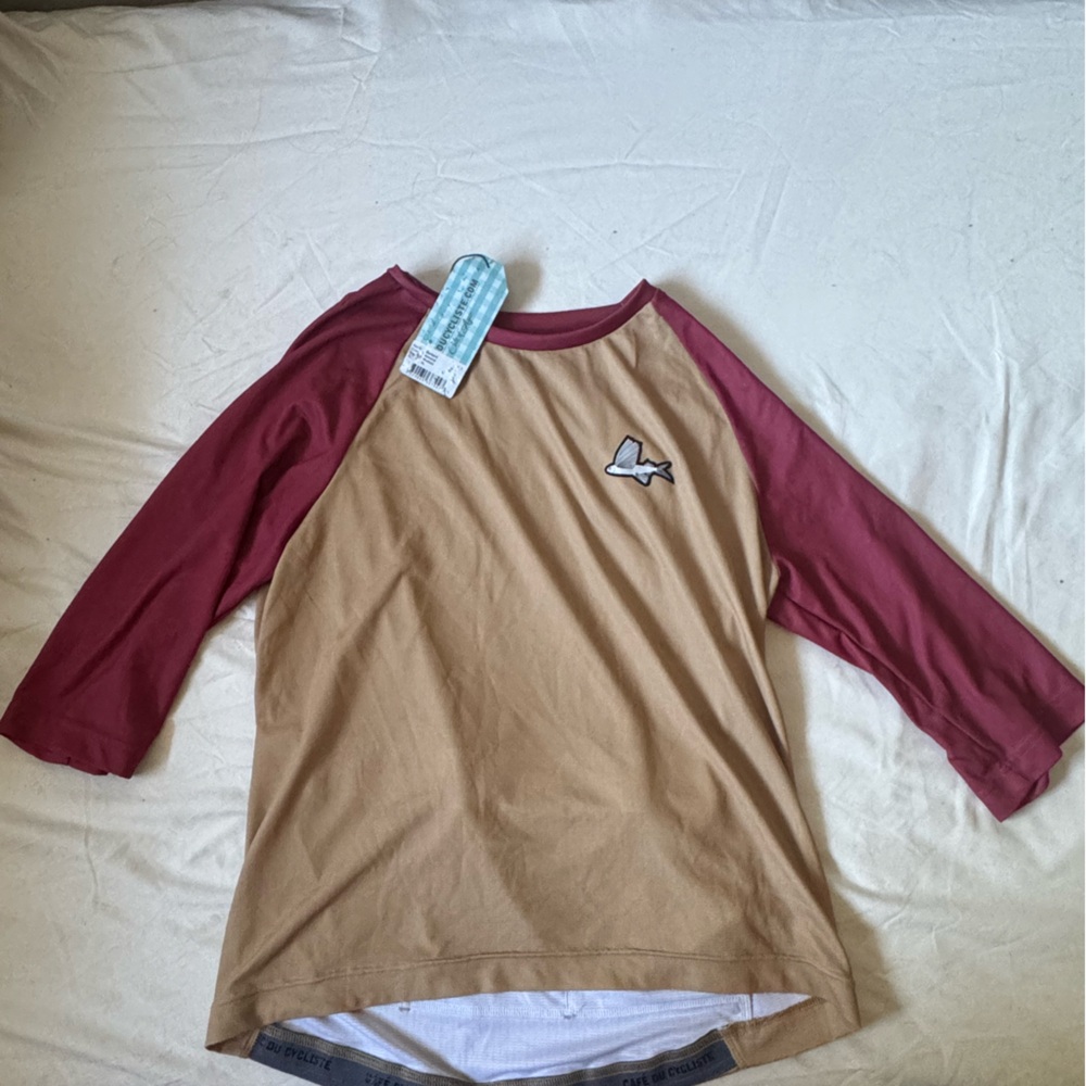 Cafe du Cycliste Tan and Red 3/4 Sleeve Jersey